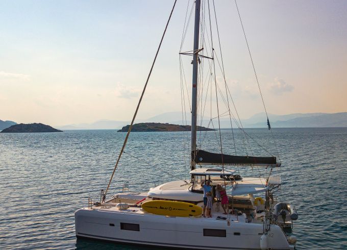 Lagoon 42