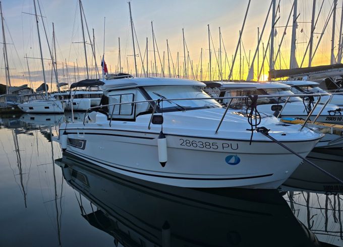 Jeanneau Merry Fisher 795 Series2