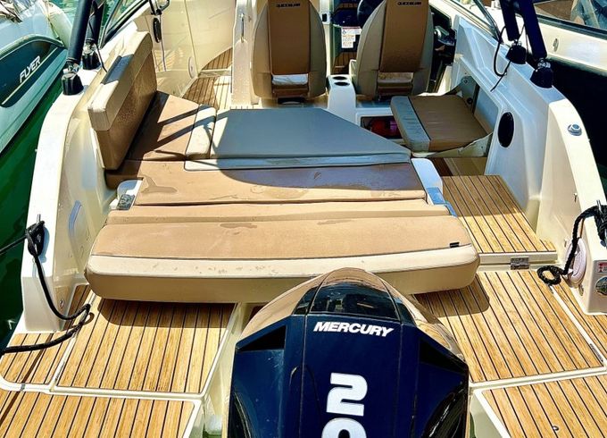 Quicksilver 675 Bowrider