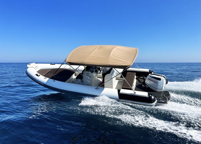 MV Marine 740