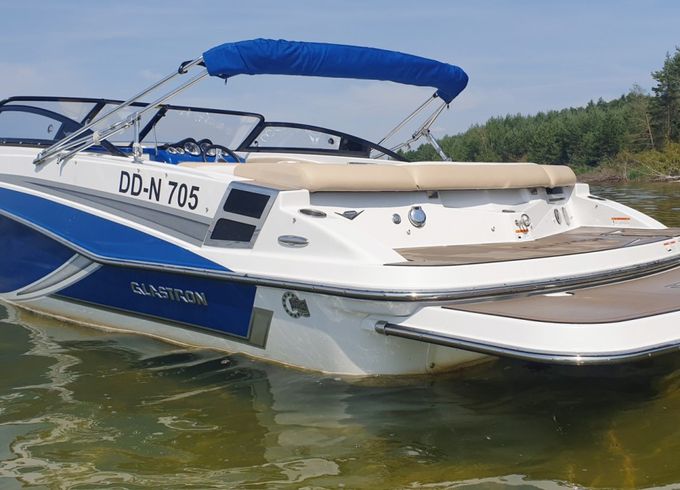 Glastron GT 229