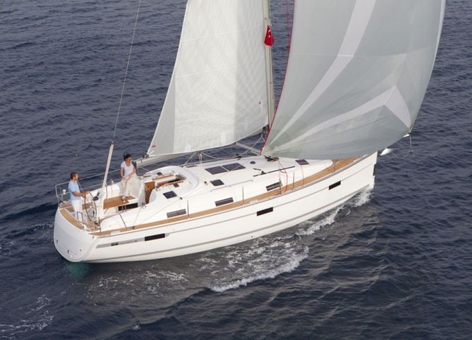 Bavaria Cruiser 36