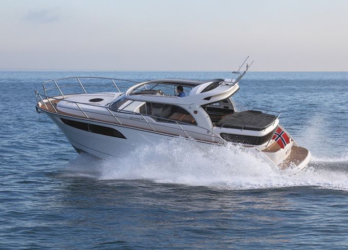 Marex 320 Aft Cabin Cruiser