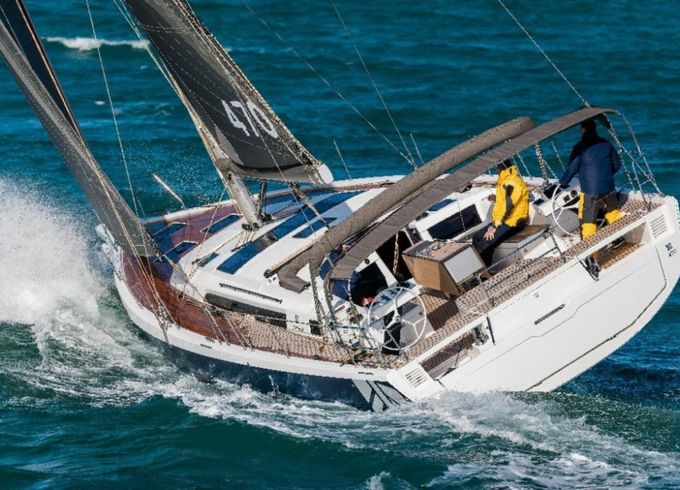 Dufour 470