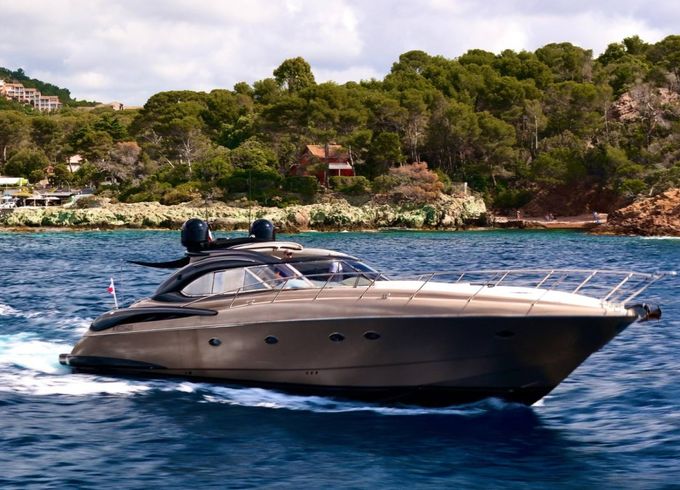 Sunseeker Predator 60