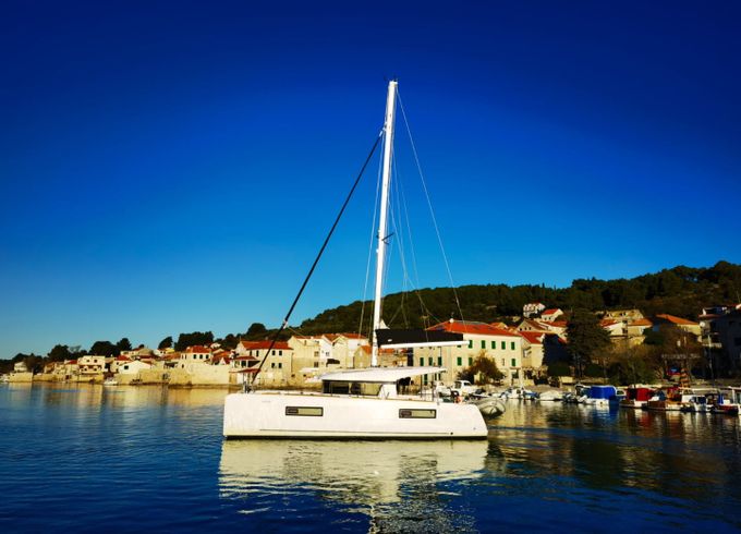 Lagoon 40