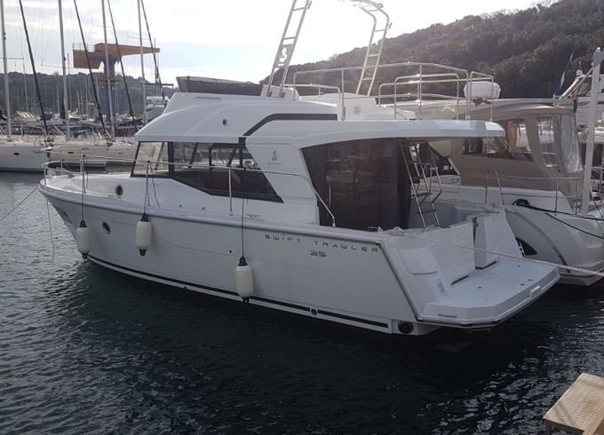 Bénéteau Swift Trawler 35