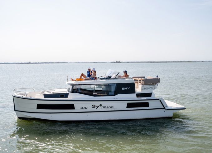 Balt-Yacht Grand 37