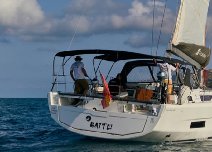 Dufour 470