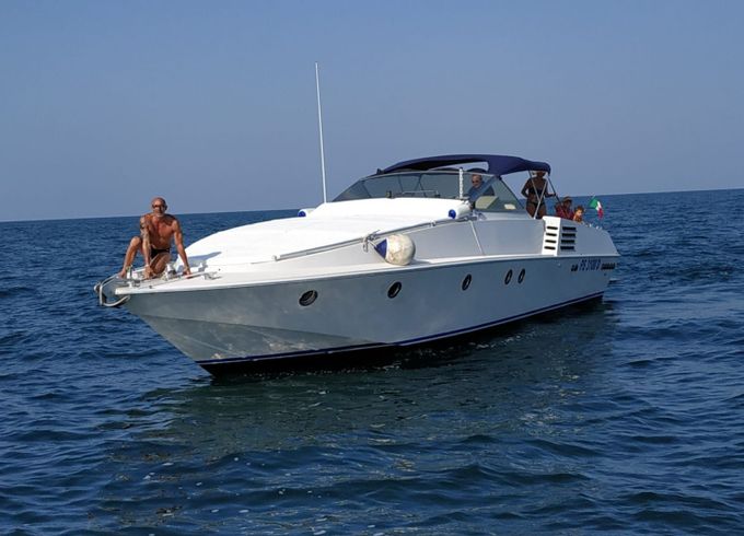 C 42 Tecnomarine C 42