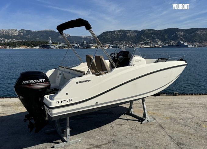 Quicksilver Activ 555 Open