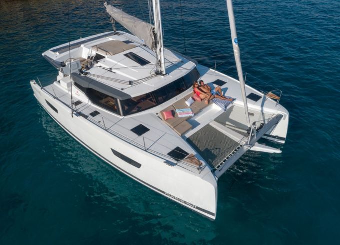 Fountaine Pajot Astrea 42