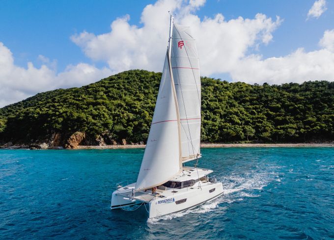 Fountaine Pajot Astrea 42