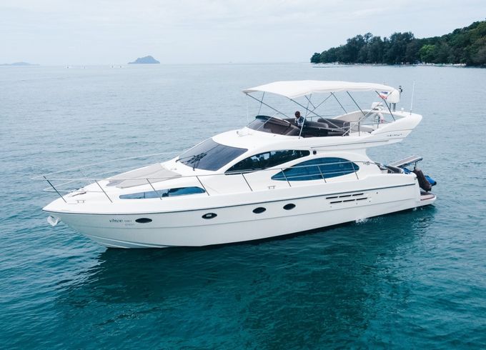 Azimut 46 Fly