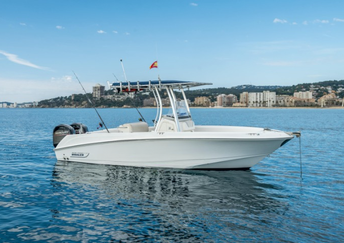 Boston Whaler 220 Outrage