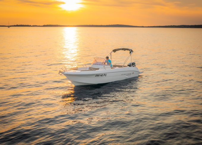 Atlantic Marine 670