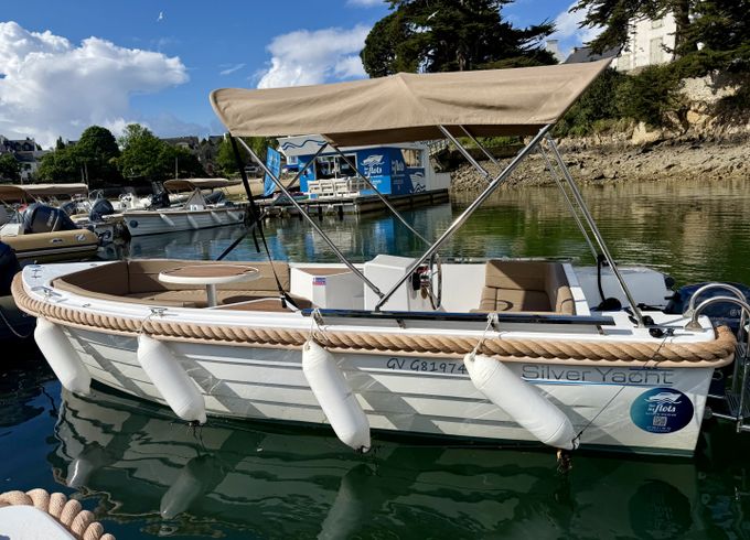 Silver Yacht Silver 495