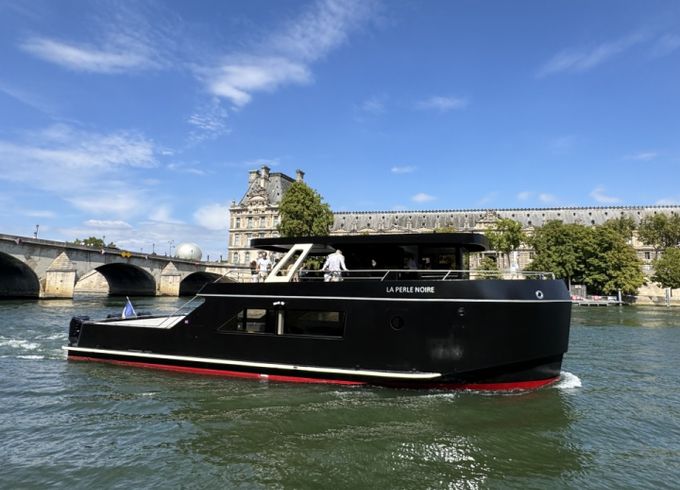 Paris Yacht Marina La Perle Noire
