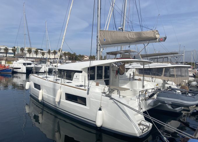 Lagoon 40