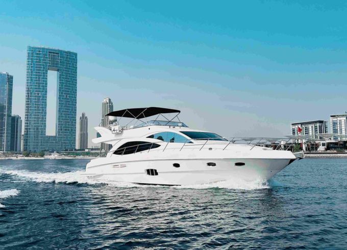 Majesty Yachts Majesty 62