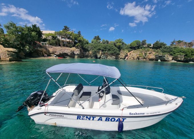 Poseidon Boat for 2-7 person