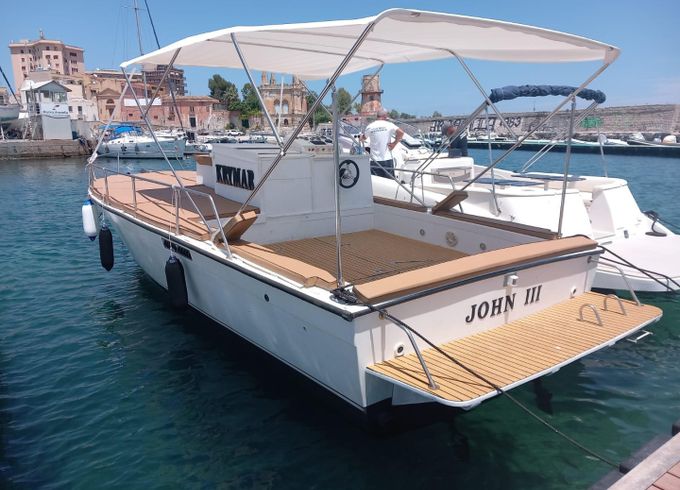 Chris Craft Catalina 38