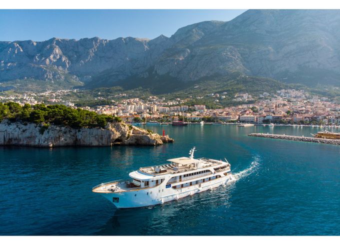 Luxury Motor Yacht