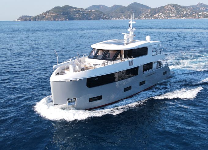Aegean Explorer M26