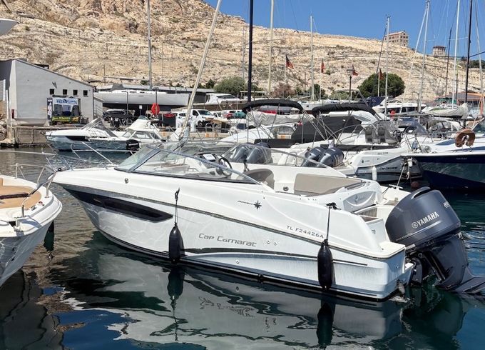 Jeanneau Cap Camarat 7.5 DC