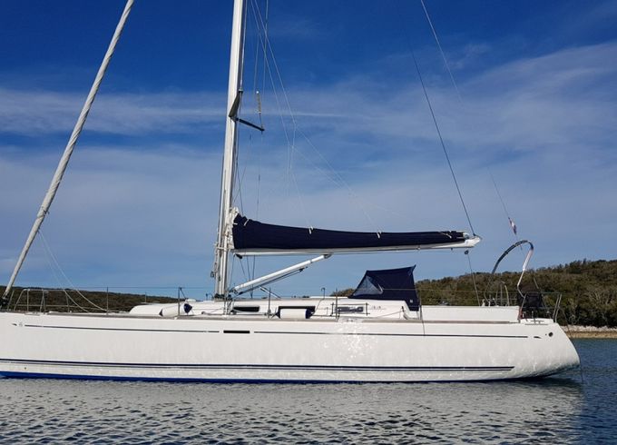 Dufour 44 Performance