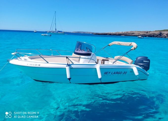 Sessa Marine Key Largo 20 Deck