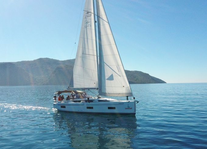 Bavaria C42