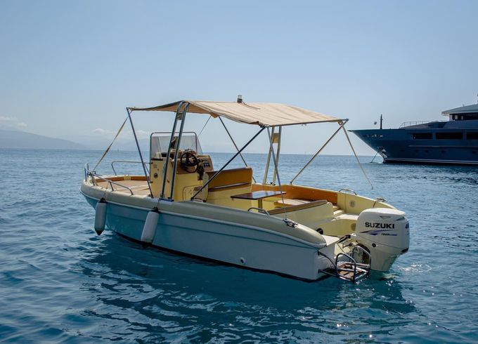 Megamar Sandy 640