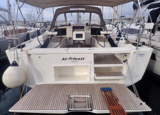 Dufour 430 Grand Large