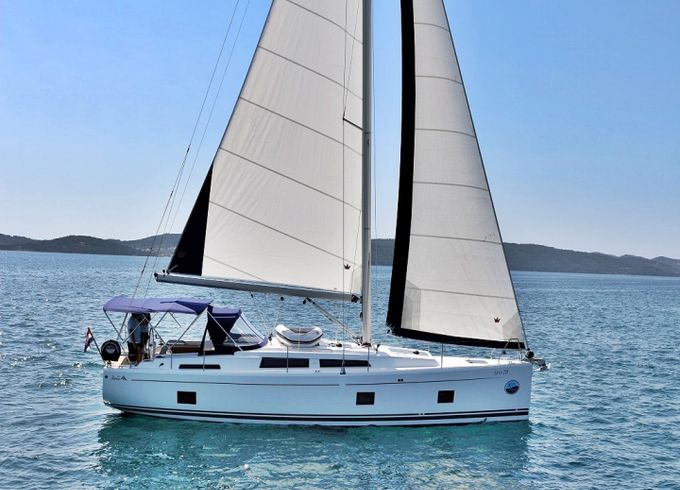 Hanse 418
