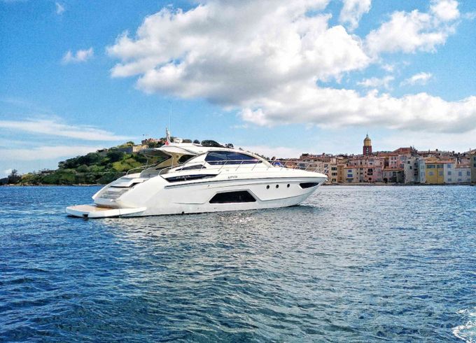 Azimut Atlantis 58