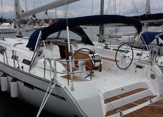 Bavaria Cruiser 51