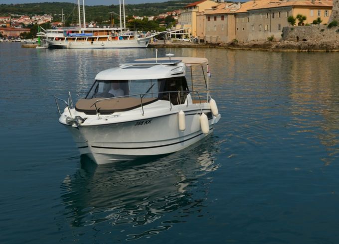 Jeanneau Merry Fisher 795