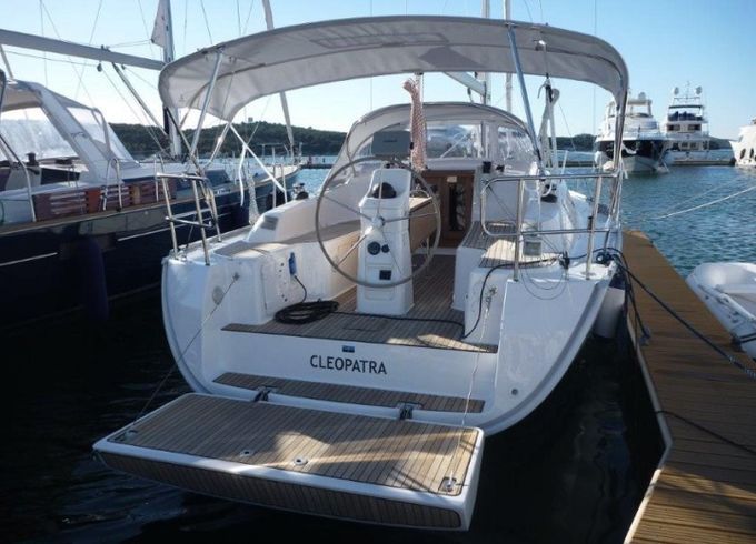 Bavaria Cruiser 33