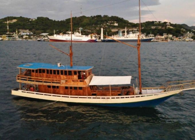 Adventure VESTA 550