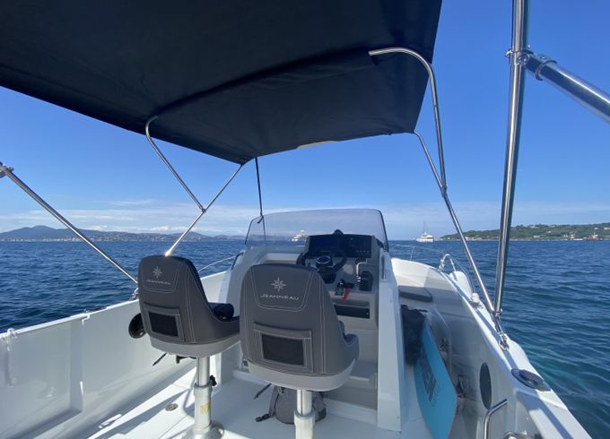 Jeanneau Cap Camarat 6.5 CC Serie 3
