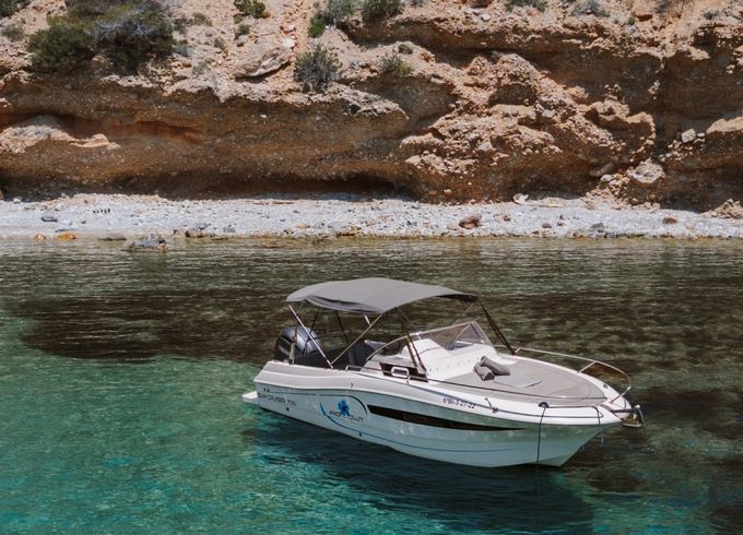 Pacific Craft 700 SC