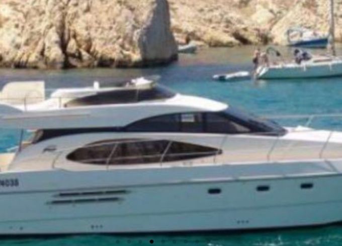 Azimut 52