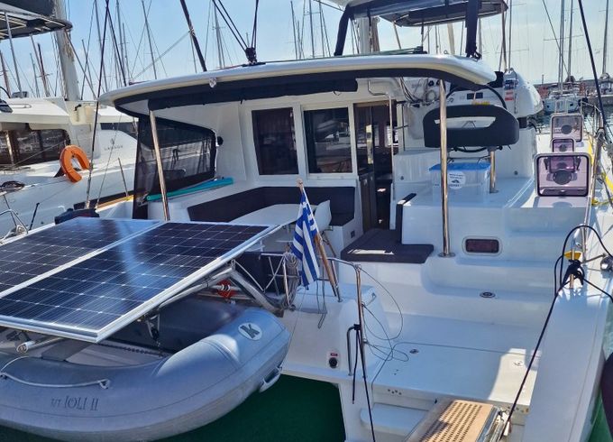 Lagoon 40