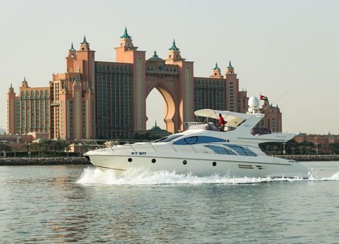 AZIMUT EVER 50 FEET