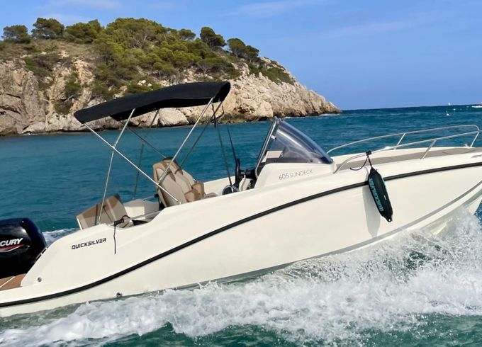 Quicksilver Activ 605 Sundeck