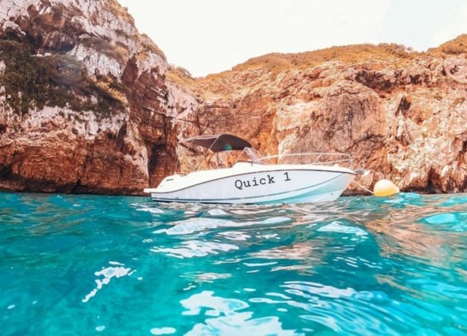 Quicksilver Activ 675 Open