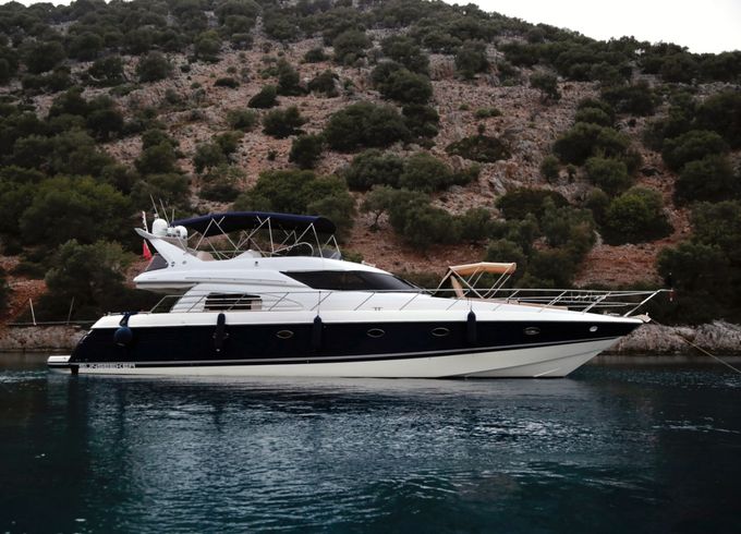Sunseeker Manhattan 63