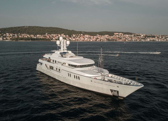 Amel yachts MERCURY