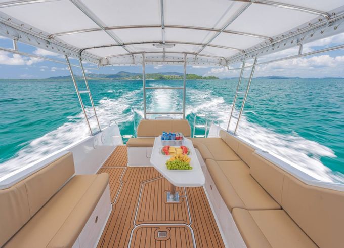 Custom Speedboat 35'